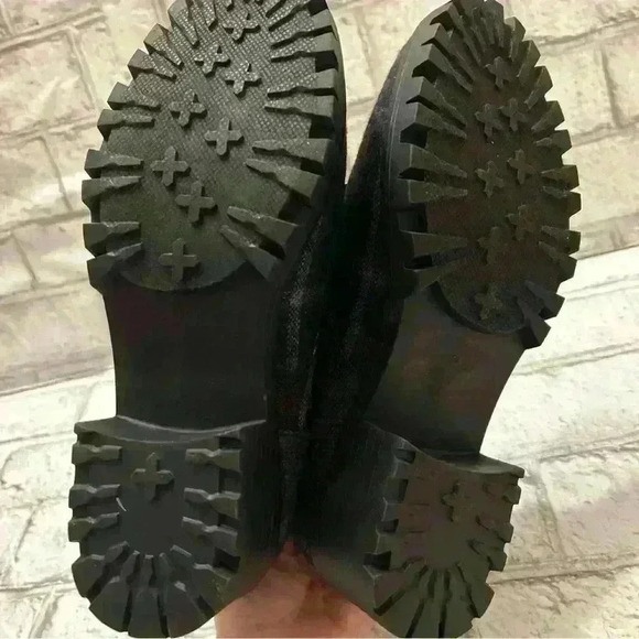 Women’s True Craft Raylee Black Gray Red Flannel Plaid Combat Boots Size 7 - Picture 4 of 7